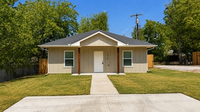 Building Photo - 1418 W Tennessee Ave