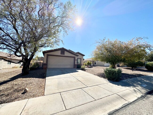 Foto del edificio - 3BR/2BA/2CG, 1337 sq.ft. rental in Sierra Vista, AZ