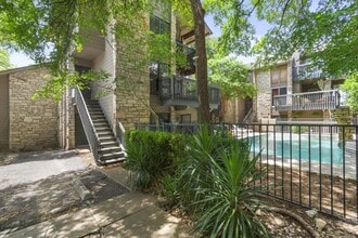 Building Photo - 3627 Menchaca Rd