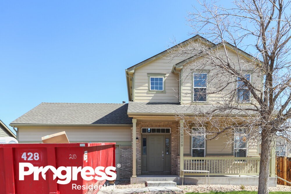 19229 E Caspian Pl, Aurora, CO 80013 House for Rent in Aurora, CO