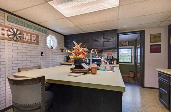 Foto del edificio - 491 County Road A