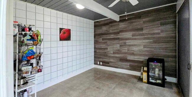 Foto del edificio - 1096 Pomeroy Ave