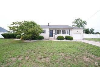 Building Photo - 41 Herbert Ave