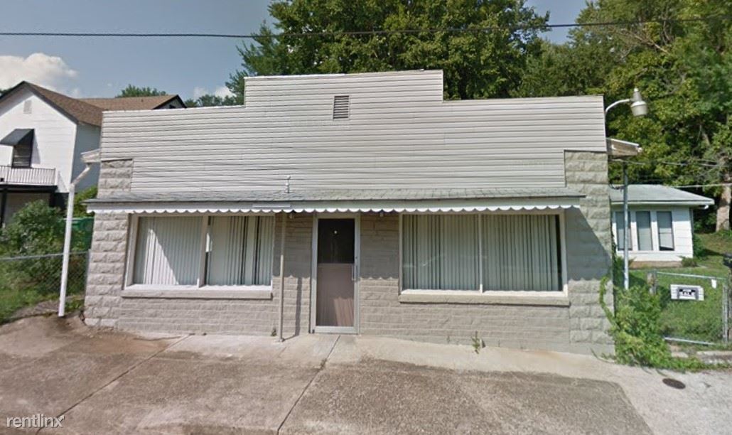 Primary Photo - 3 br, 1 bath House - 313 Station Street