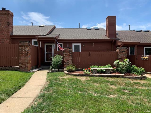 Primary Photo - 2046 Bayonne Dr