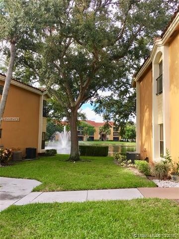 Foto del edificio - 3818 Coral Tree Cir