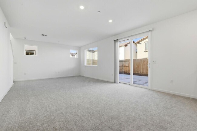 Foto del edificio - 7634 Flatbow Wy