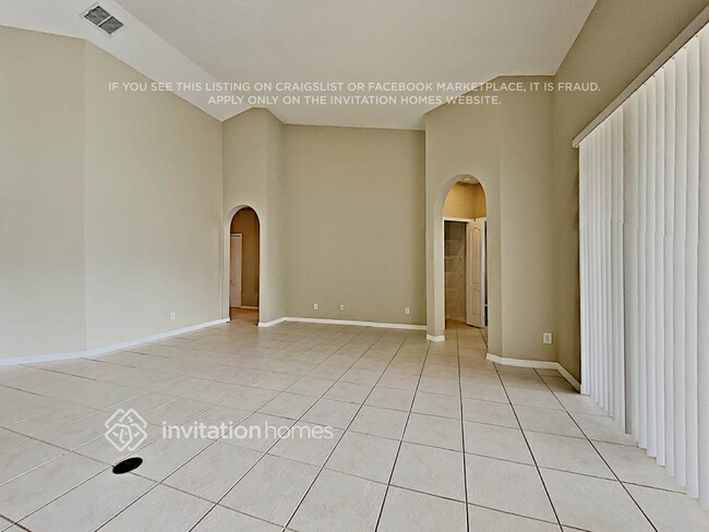 Building Photo - 2718 Old Redpine Way