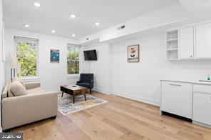Foto del edificio - 2869 28th St NW