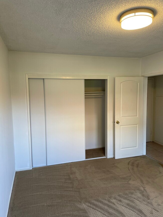 Bedroom - 4948 W 119th St
