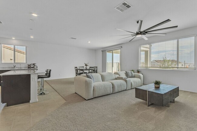 Building Photo - Welcome to Your Casa Grande Retreat — Wher...