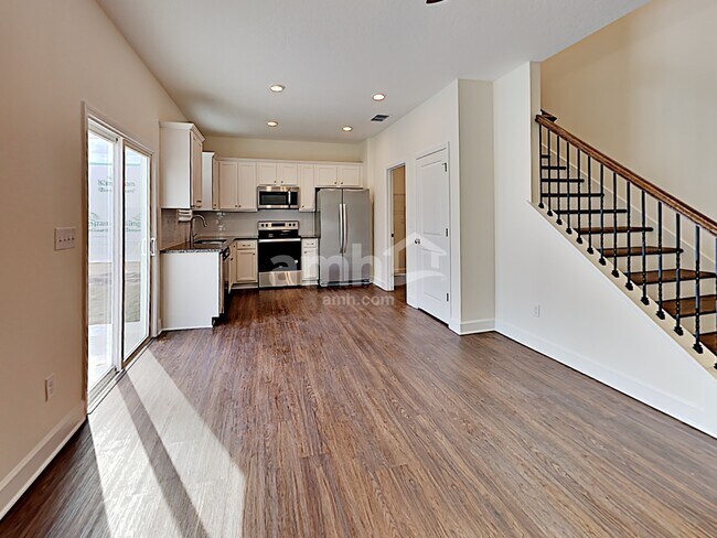 Foto del edificio - 10323 Marsh Edge Ct