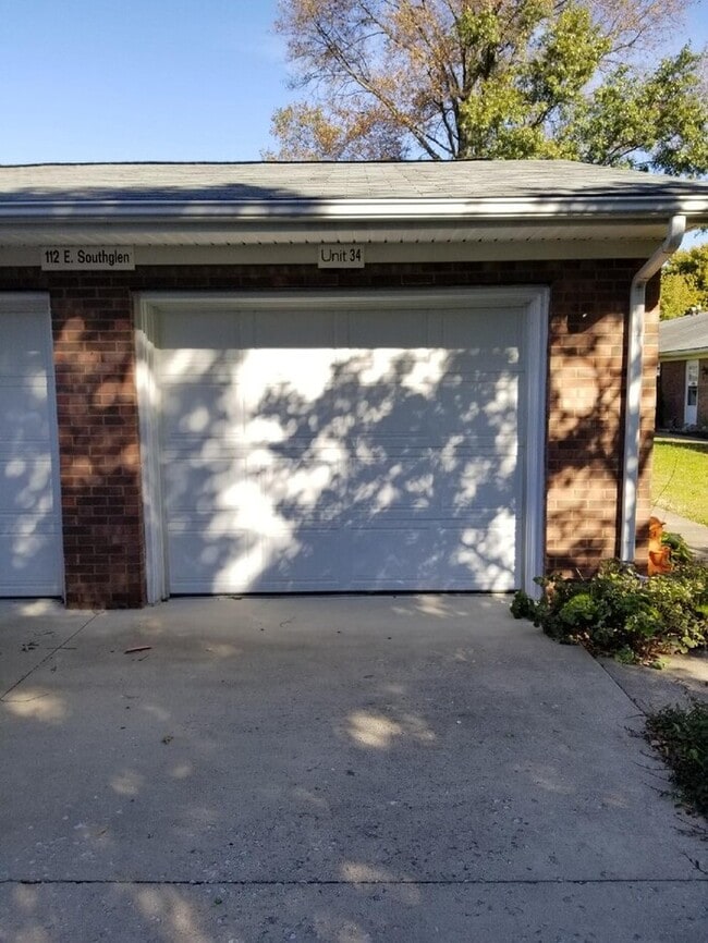 Building Photo - Move In By February 28th - Pay ONLY A $500 Deposit!!