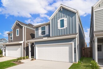 Building Photo - 3511 Shearwater St