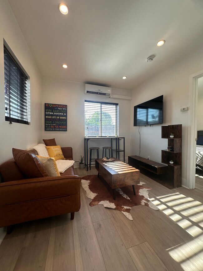 Foto del edificio - 17207 Lorne St