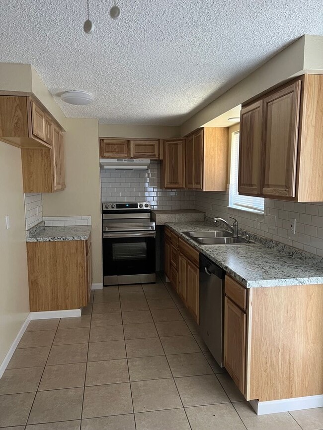 Foto del edificio - 1214 Withington St