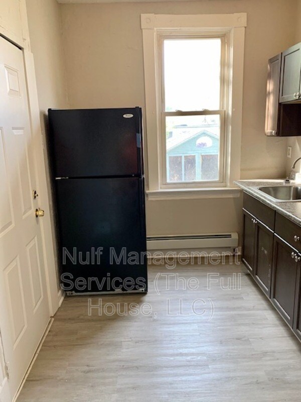 Foto del edificio - 1114-1118 Sutherland St