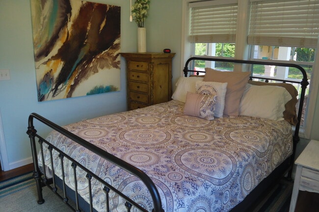 Foto del edificio - 615 Keller St