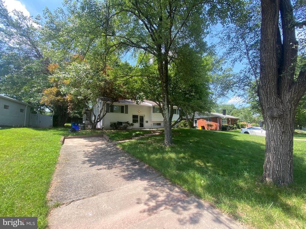 Primary Photo - 11602 Le Baron Terrace