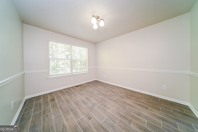 Foto del edificio - 6793 Merrywood Dr