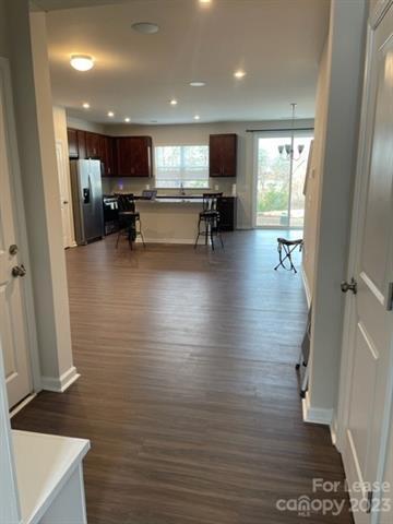 Building Photo - 539 Madison Falls Ct