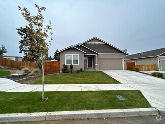 Building Photo - 2534 SW Newberry Loop