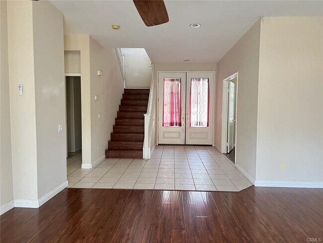 Foto del edificio - 28379 Hillsdale Ave