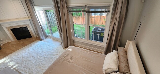 Building Photo - 9529 Lagersfield Cir