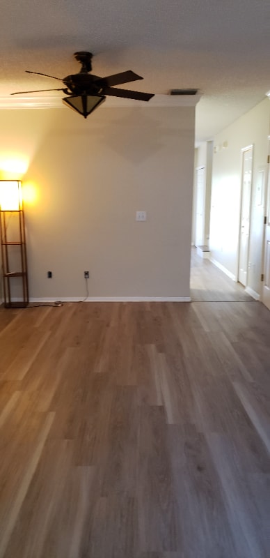 Building Photo - 10441 Heron Lake Dr