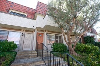 Building Photo - 27934 Ridgebrook Ct
