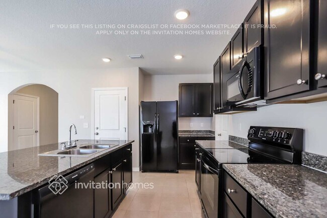 Building Photo - 4216 Willow Hammock Dr