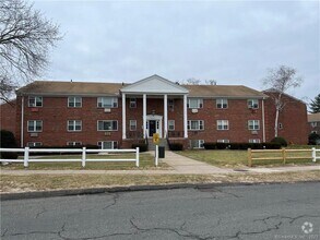 Building Photo - 139 Regency Park Dr
