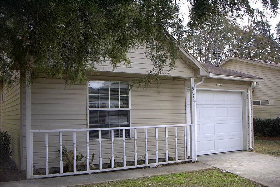Foto principal - 1595 Payne St