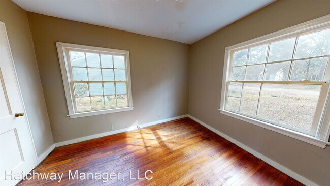 Building Photo - 3 br, 1 bath House - 764 Broadmoor