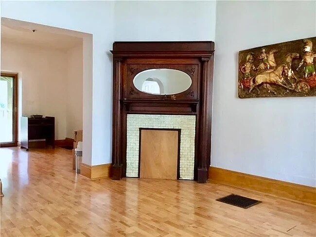 Foto del edificio - 3145 Brackenridge St