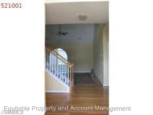 Foto del edificio - 99 Pinecrest Cir