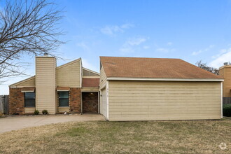 Building Photo - 4619 Timber Run Dr