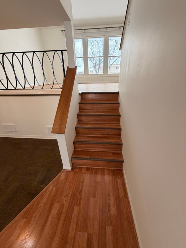 Building Photo - 9260 Dee Rd