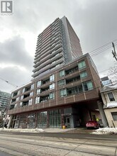 Building Photo - 120 Parliament St