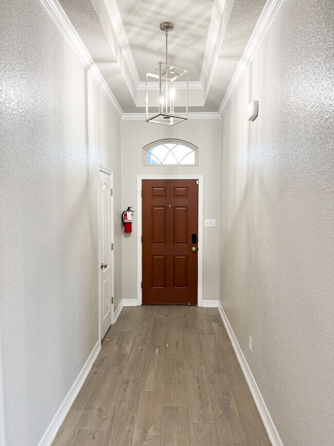 Foto del edificio - 9005 Grand Oaks Ln
