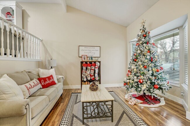 Building Photo - Beautiful Updated West Valley Home