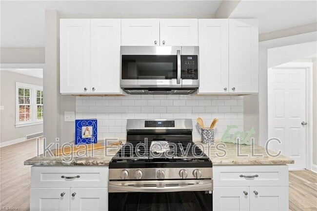 Building Photo - 3613 Cummings Rd