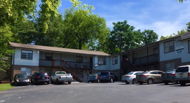 Primary Photo - 313 S Beta St