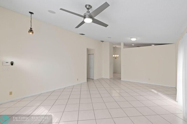 Foto del edificio - 10091 SW 16th Pl