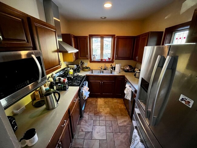 Photo - Varsity Management Apartment