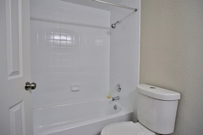 Building Photo - 2700 S Dairy Ashford Rd