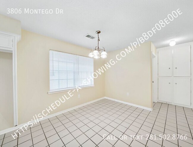 Building Photo - 3806 Montego Dr