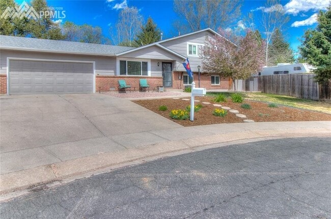 Foto del edificio - 4784 Shadowglen Dr