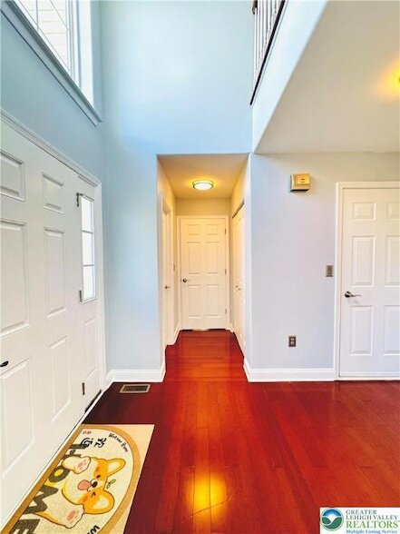 Building Photo - 6945 Hunt Dr