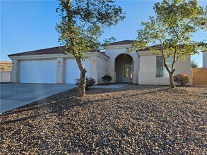 Building Photo - 1116 Desert Nights Ln